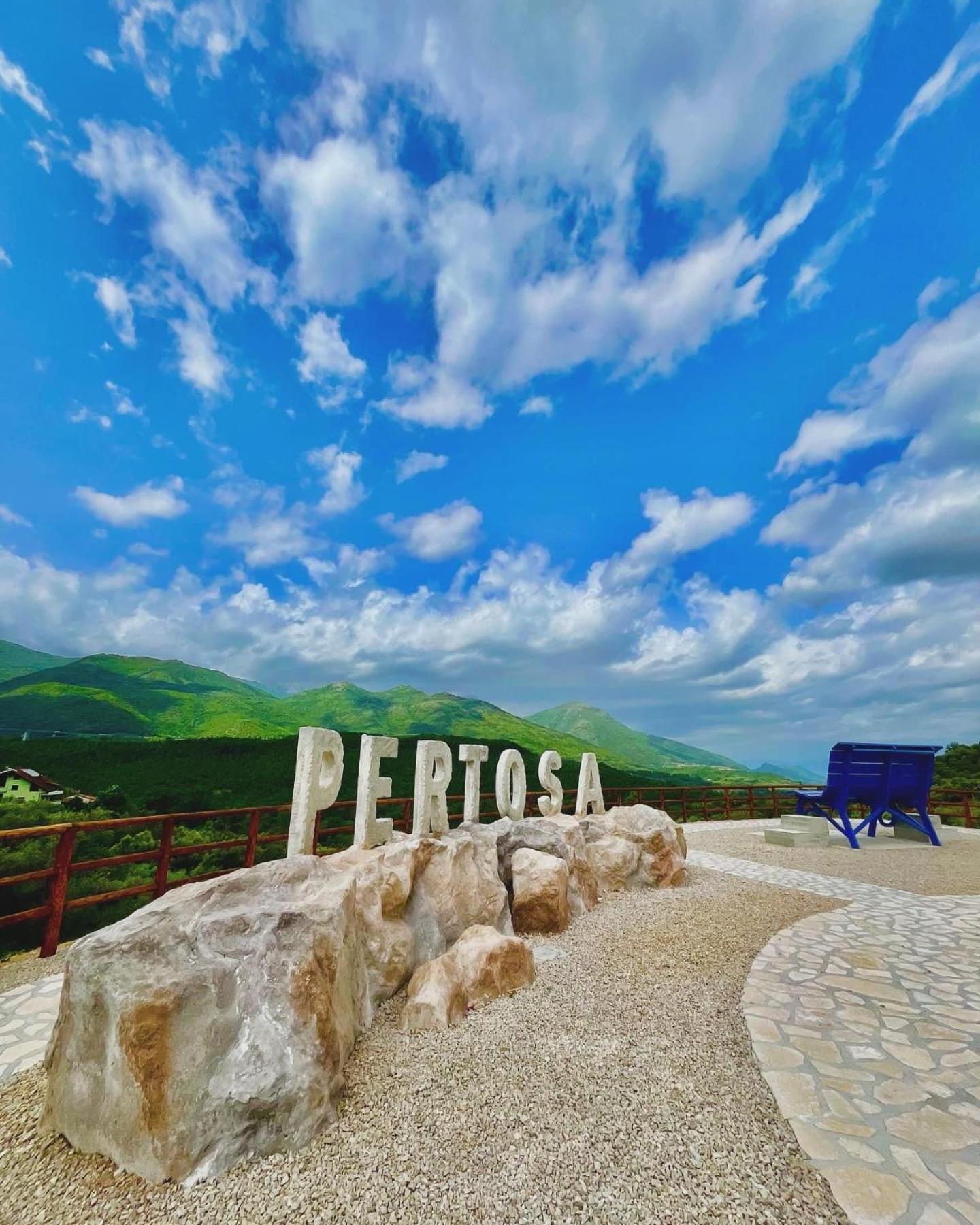 Casa Andros Pertosa Exterior foto